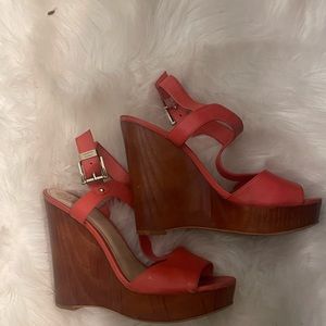 Vince Camuto Coral Wedge Sandals Size 8